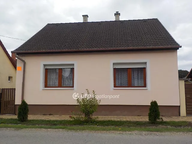 Eladó ház Kaposvár, Északnyugati városrész 88 nm