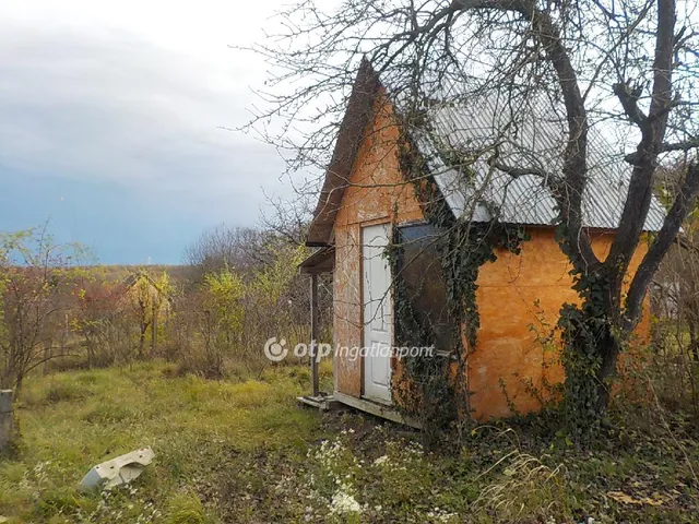 Eladó telek Kaposvár 1837 nm