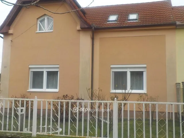 Eladó ház Kaposvár 150 nm