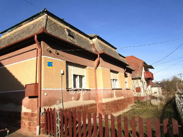 Eladó ház Szenna 106 nm