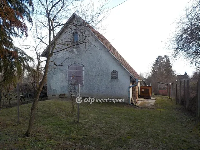 Eladó üdülő és hétvégi ház Kaposvár, Toponár 35 nm