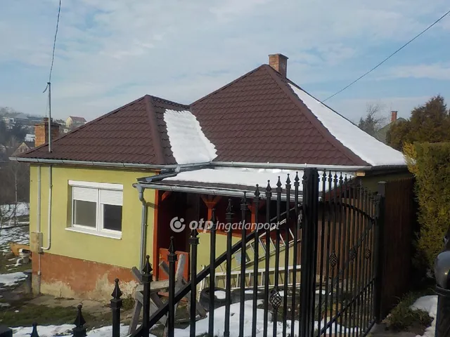 Eladó ház Kaposvár 72 nm