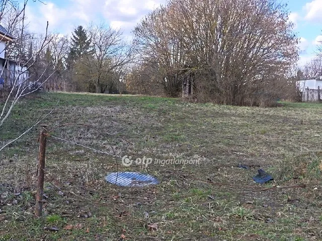 Eladó telek Kaposvár, Toponár 1237 nm