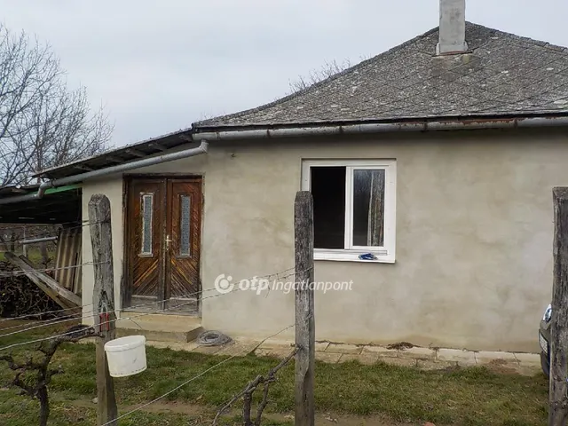 Eladó üdülő és hétvégi ház Kaposvár, Toponár 53 nm