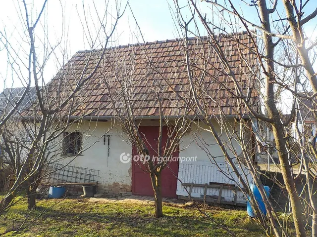 Eladó nyaraló Kaposvár 30 nm