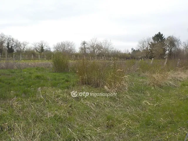 Eladó telek Kaposvár 2843 nm