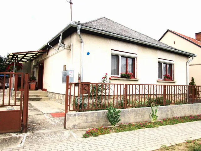 Eladó ház Taszár 91 nm