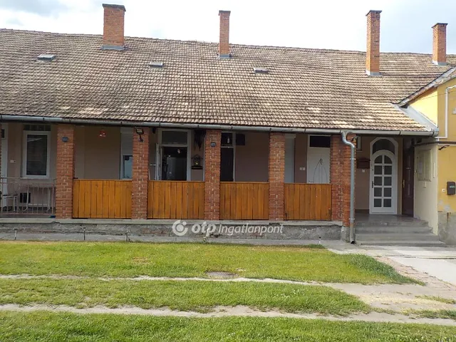 Eladó lakás Kaposvár 36 nm
