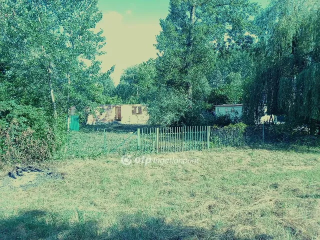 Eladó telek Dömsöd 856 nm