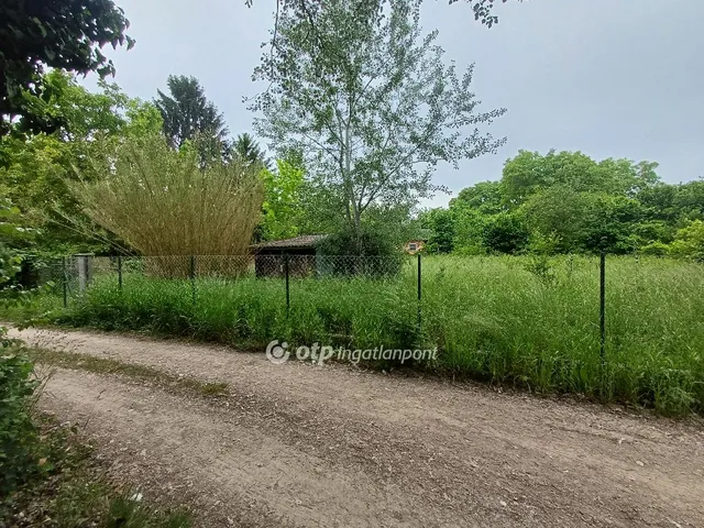 Eladó telek Dömsöd 1019 nm