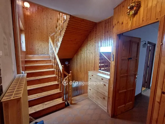 Eladó ház Budapest XXI. kerület 333 nm