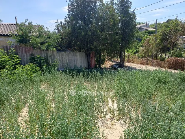 Eladó telek Dunaharaszti 150 nm