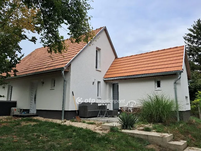 Eladó üdülő és hétvégi ház Dömsöd 45 nm
