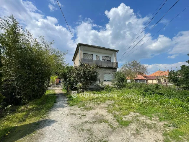 Eladó ház Kiskunlacháza 120 nm