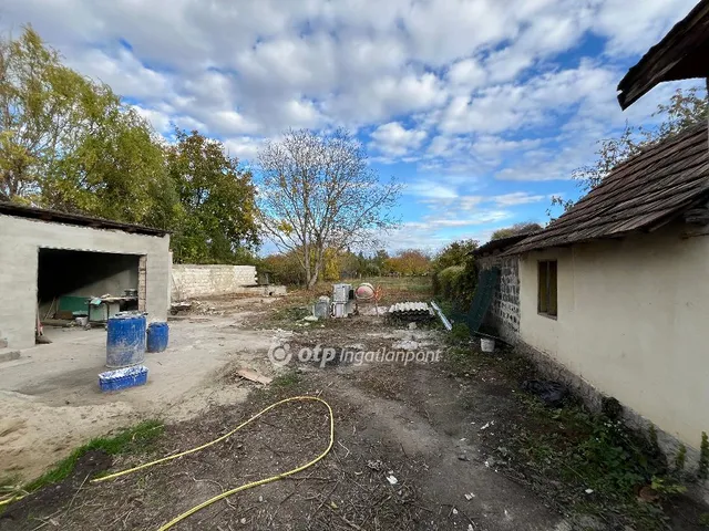 Eladó ház Majosháza 200 nm