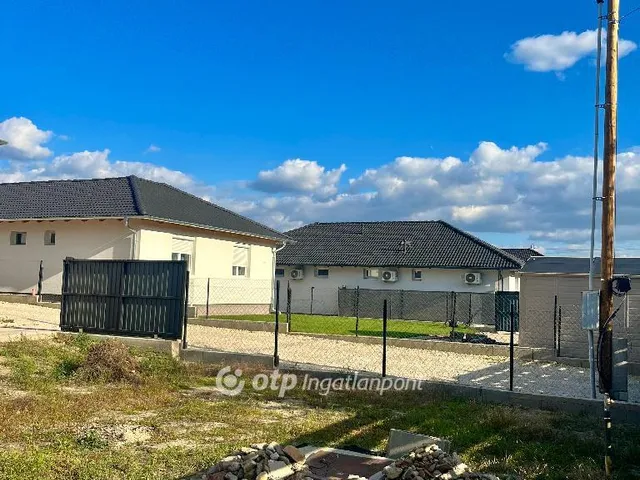 Eladó ház Szigetszentmiklós, Bucka 106 nm