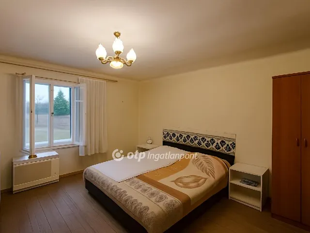 Eladó ház Fadd 79 nm