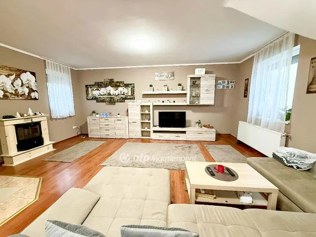 Eladó ház Szigetszentmiklós, Bucka 108 nm