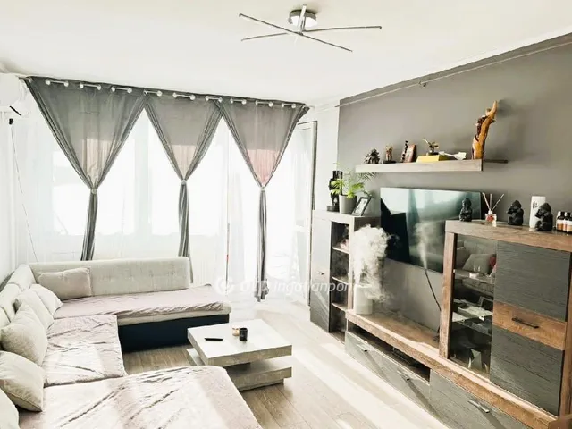 Eladó lakás Százhalombatta, Déli lakótelep 52 nm