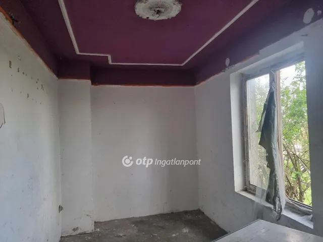 Eladó ház Kunszentmiklós, Tasskertes 85 nm