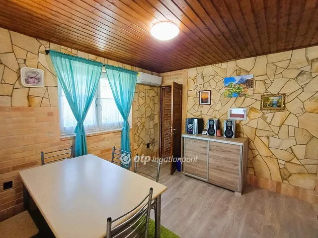 Eladó üdülő és hétvégi ház Dömsöd 86 nm