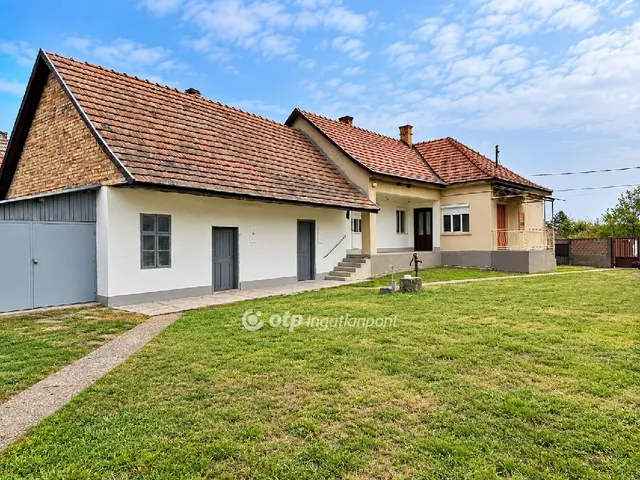 Eladó ház Makád 83 nm