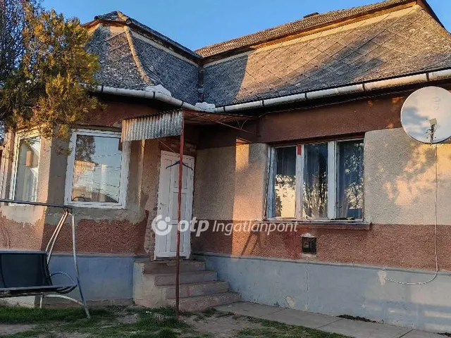 Eladó ház Jászfényszaru 98 nm