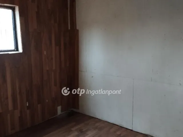 Eladó mezőgazdasági ingatlan Jászberény 18 nm