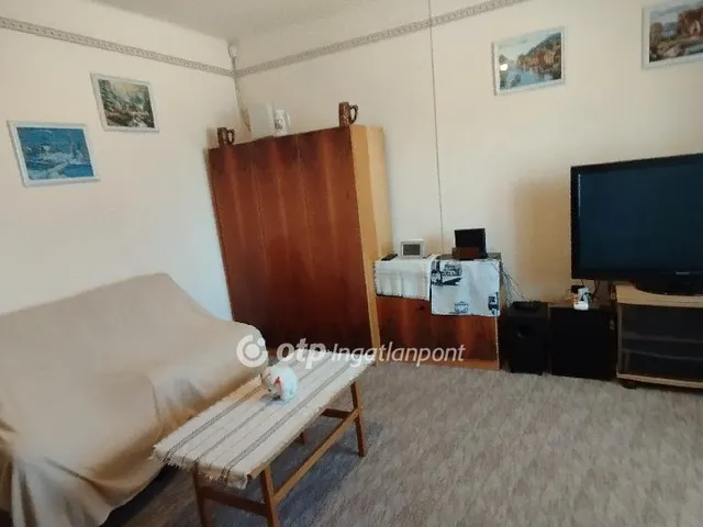 Eladó ház Tápiószecső, Csendes 58 nm