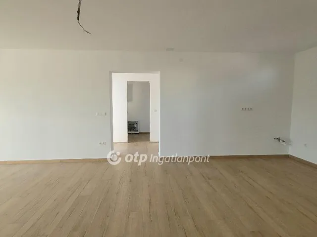Eladó ház Jászberény, Lakóövezet 69 nm