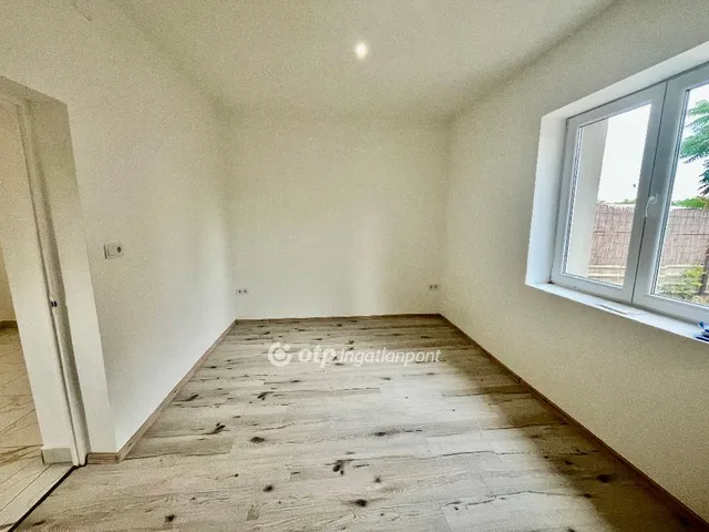 Eladó ház Újszász, frekventált 68 nm