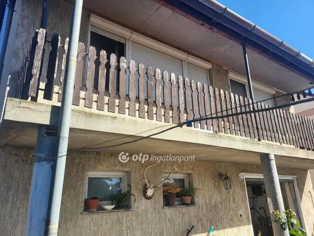 Eladó ház Zagyvaszántó, Központban. 138 nm