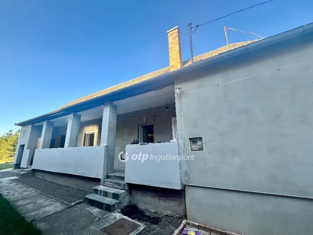 Eladó ház Gyöngyöshalász 96 nm