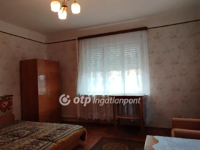 Eladó ház Jászszentandrás 75 nm