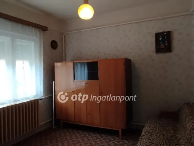 Eladó ház Jászszentandrás 75 nm