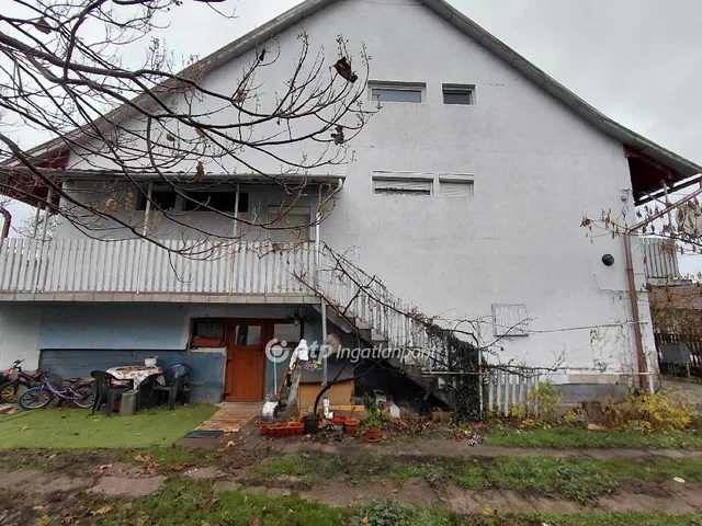 Eladó ház Tarnaörs 201 nm