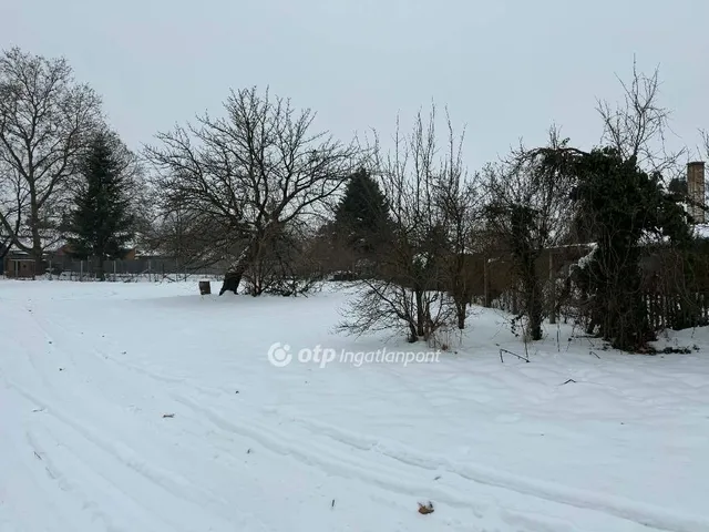 Eladó telek Jászfényszaru 1328 nm