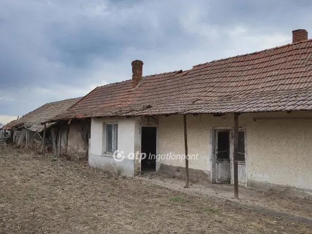 Eladó ház Jászfényszaru 60 nm