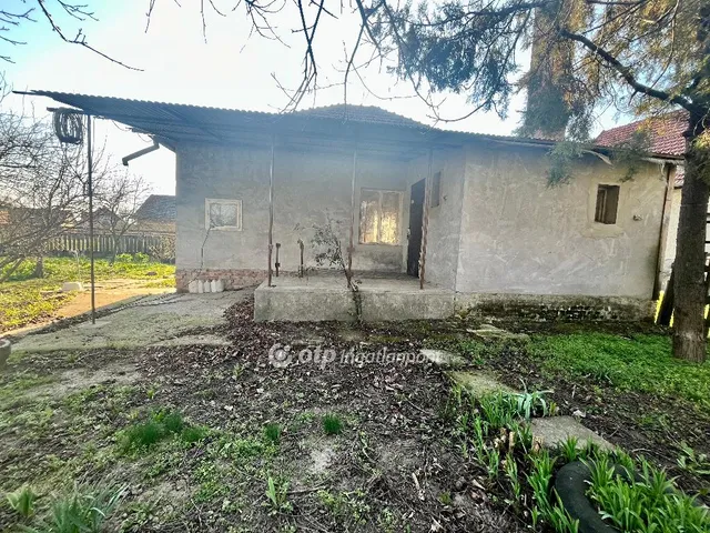 Eladó ház Jászkisér 56 nm