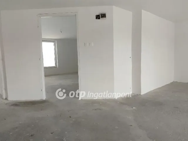 Eladó ház Tura 310 nm