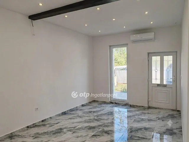 Eladó ház Újszász 119 nm