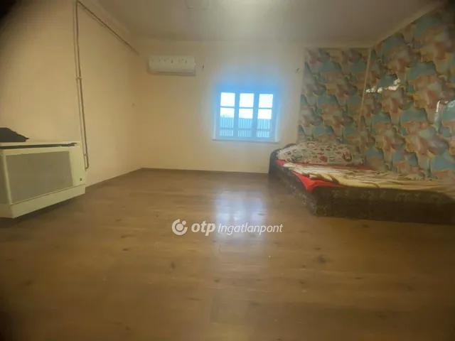 Eladó ház Jászkisér 71 nm