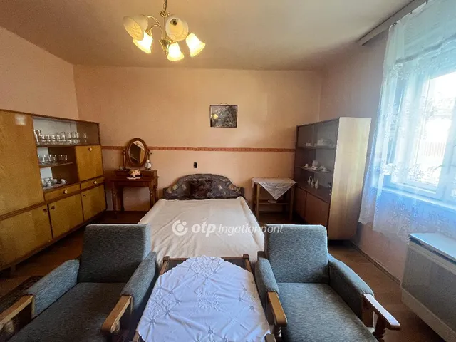 Eladó ház Jászapáti 64 nm