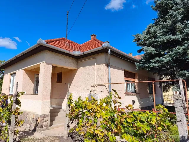 Eladó ház Jászboldogháza 76 nm