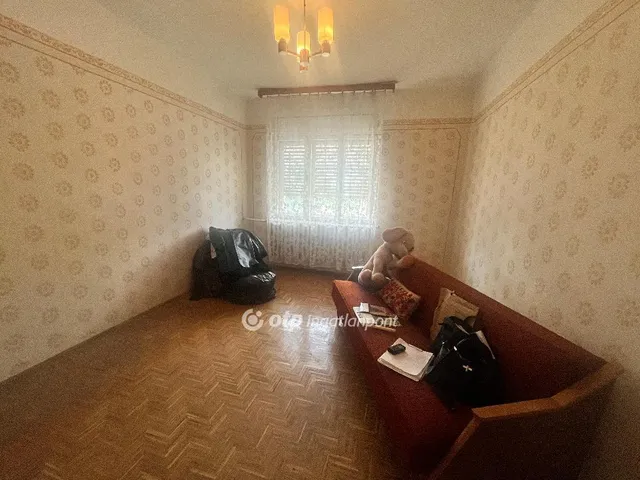 Eladó ház Jászapáti 74 nm