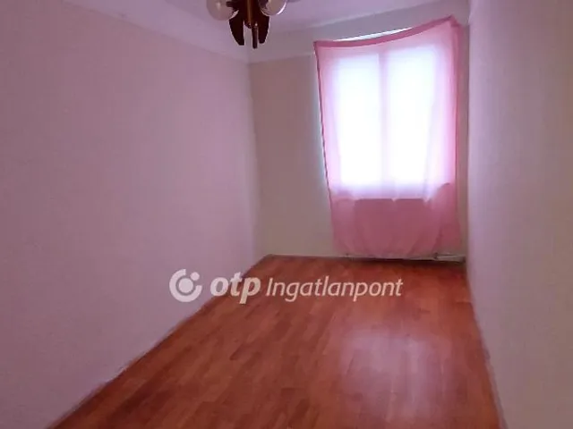 Eladó ház Öcsöd 82 nm