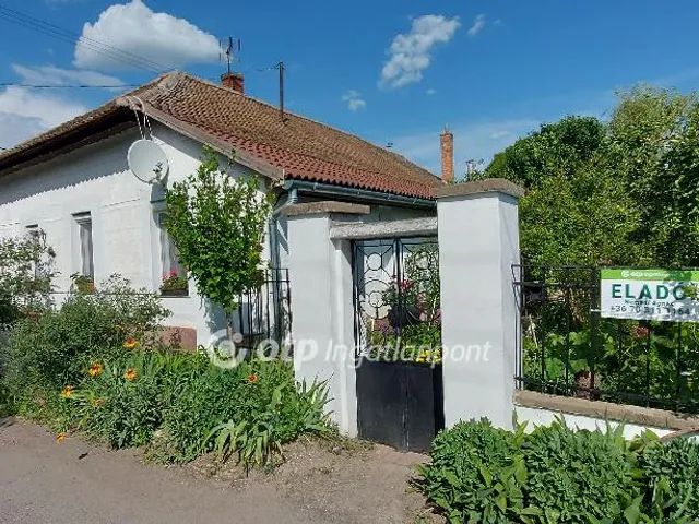 Eladó ház Cserkeszőlő 117 nm