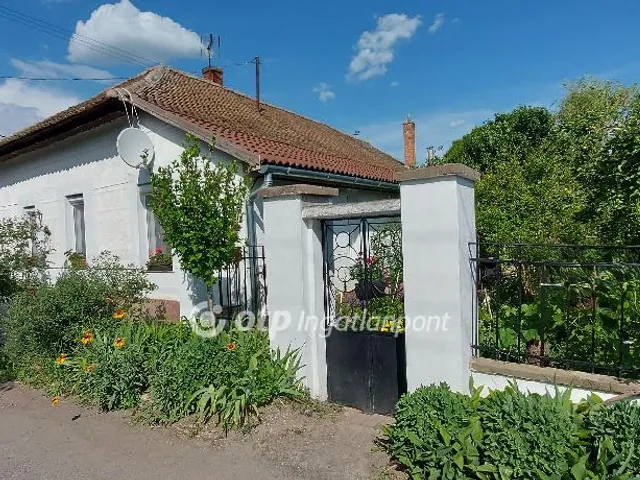 Eladó ház Cserkeszőlő 117 nm