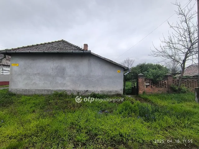 Eladó ház Tiszaföldvár 87 nm