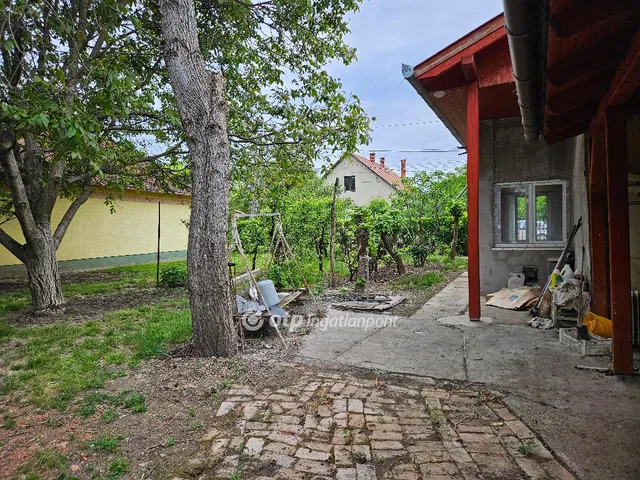 Eladó ház Tiszaföldvár 100 nm